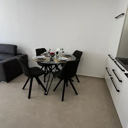 Polar Star 106 B In Saint Vlas Apartment *