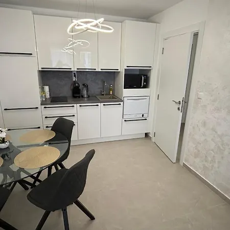 Polar Star 106 B In Saint Vlas Apartment