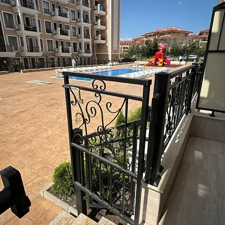 Polar Star 106 B In Saint Vlas Sveti Vlas