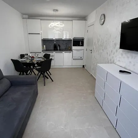 Apartment Polar Star 106 B In Saint Vlas *